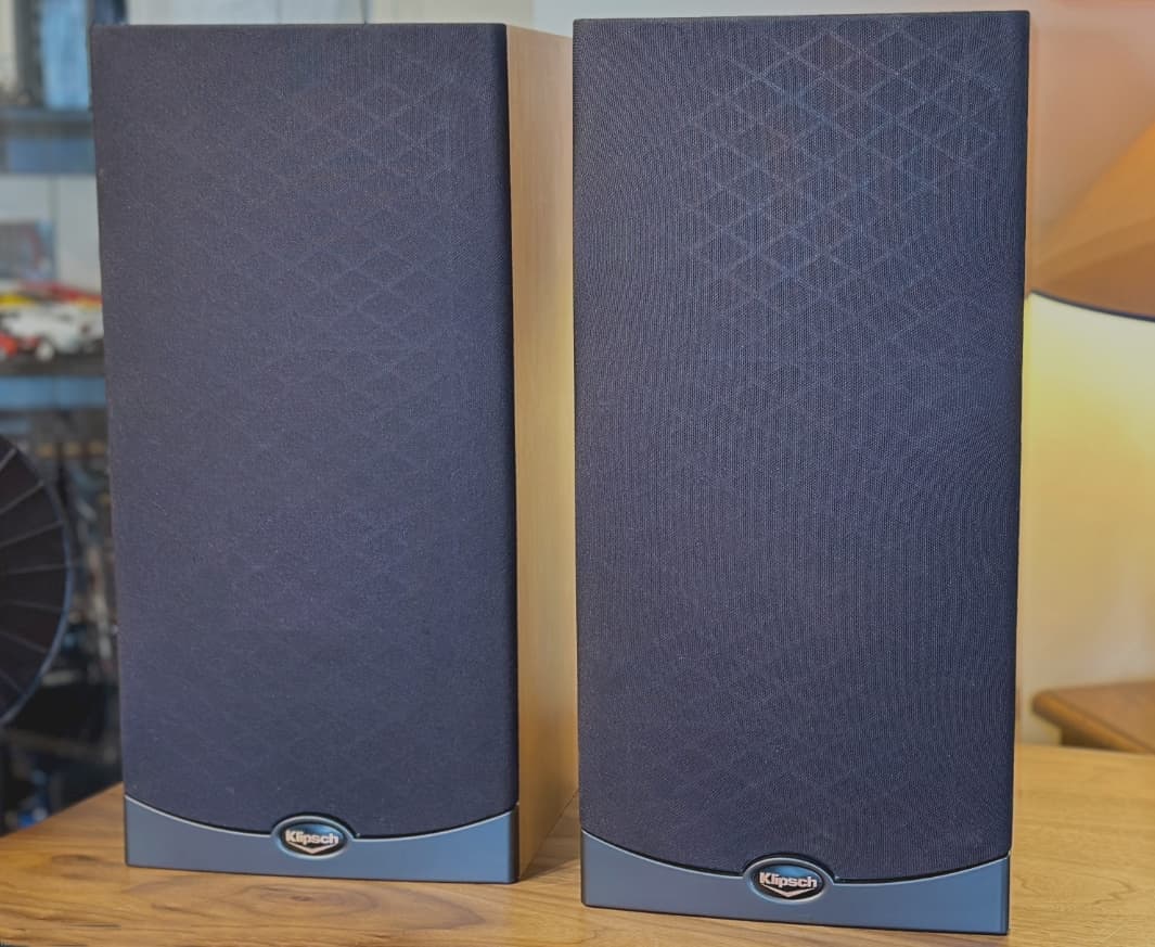 Altaveus Monitors Laboratori