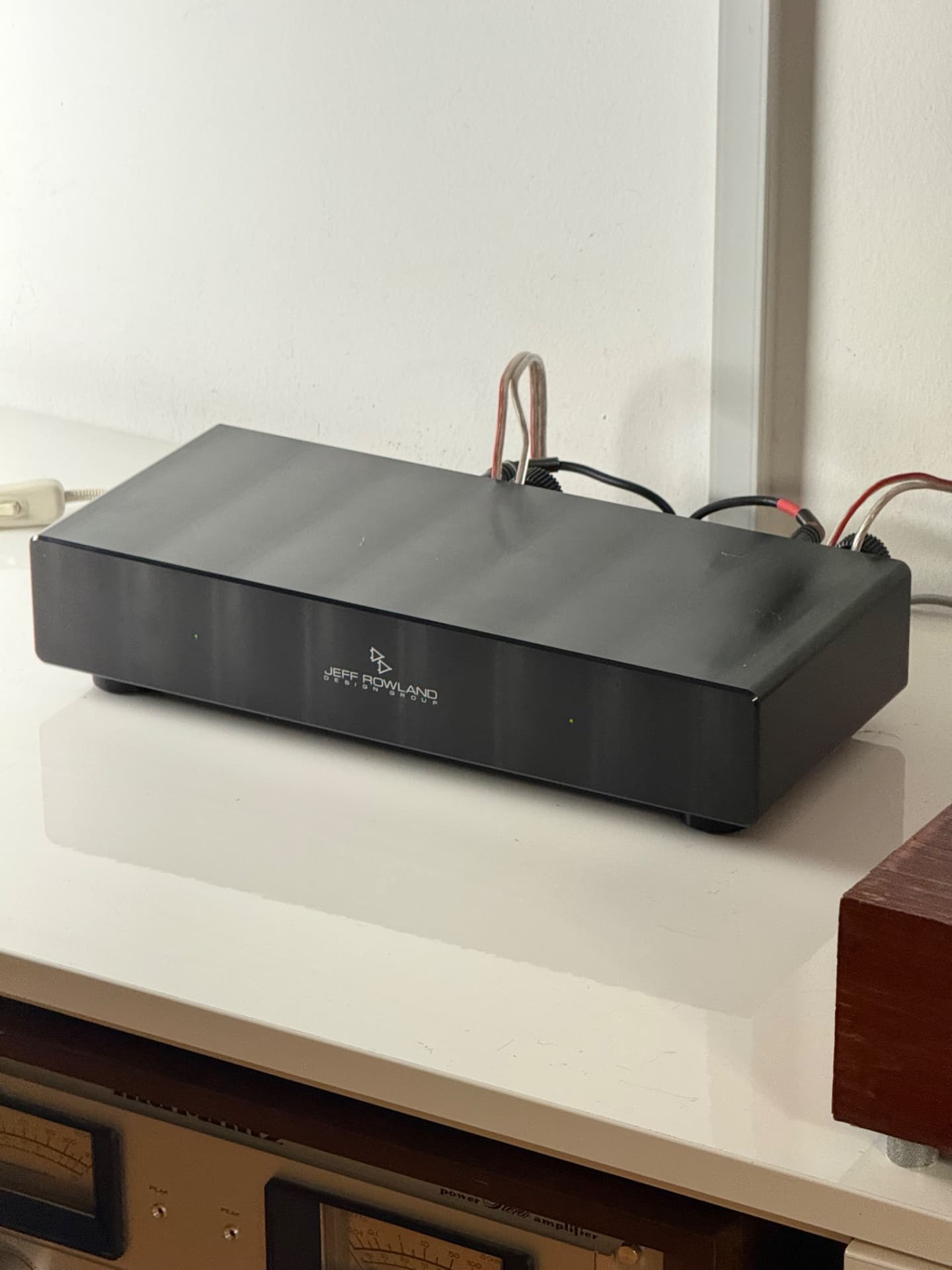 Jeff Rowland Model 102